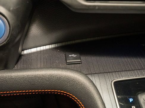 Used 2022 Toyota Sienna XSE image 17