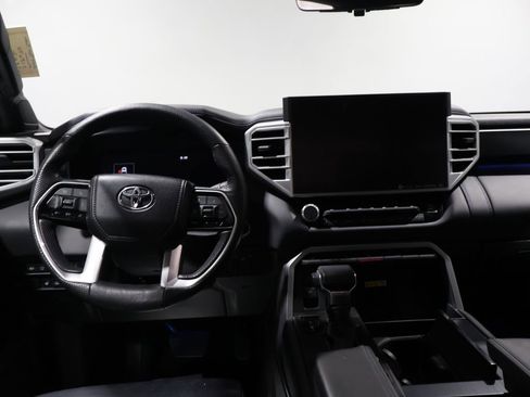 Used 2024 Toyota Tundra Platinum image 16