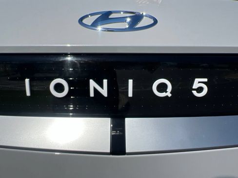 Used 2024 Hyundai Ioniq 5 SEL RWD image 51