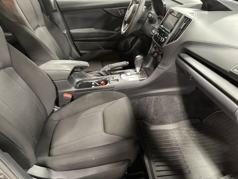 Used 2019 Subaru Impreza 2.0i image 12