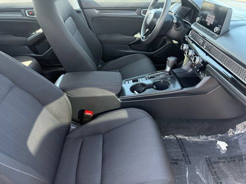 Used 2025 Honda Civic LX image 30
