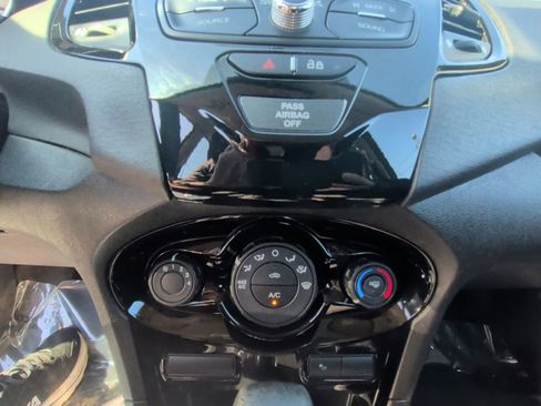 Used 2019 Ford Fiesta SE w/ Equipment Group 201A FWD image 20