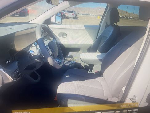 Certified 2025 Hyundai Ioniq 5 SEL RWD image 9