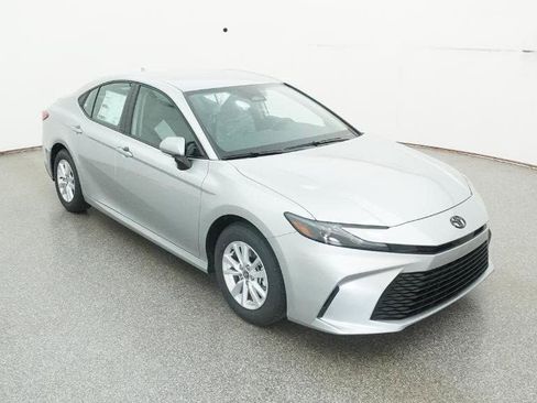 New 2026 Toyota Camry LE image 13