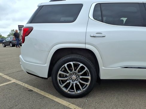 Used 2023 GMC Acadia Denali w/ Denali Ultimate Package AWD/4WD image 27