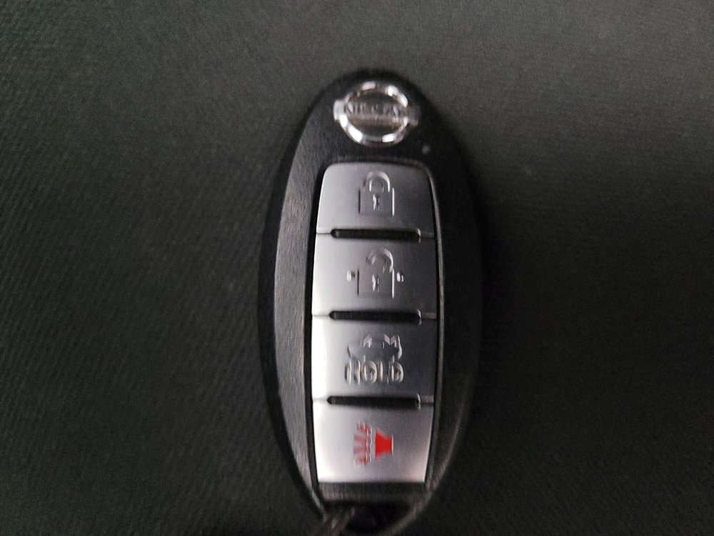 Used 2021 Nissan Versa S FWD image 32