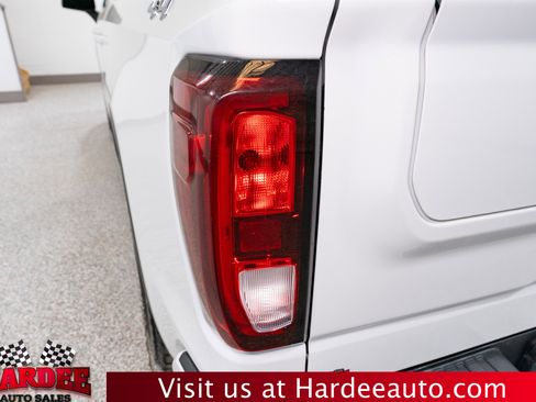 Used 2021 GMC Sierra 1500 Elevation AWD/4WD image 9