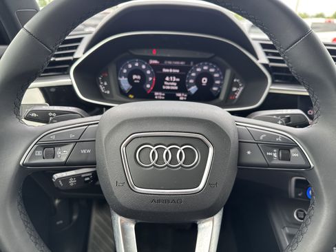 Certified 2025 Audi Q3 2.0T Premium w/ Convenience Package AWD/4WD image 10