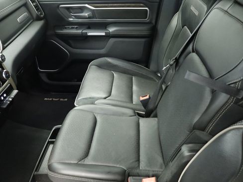 Used 2019 RAM 1500 Laramie AWD/4WD image 32