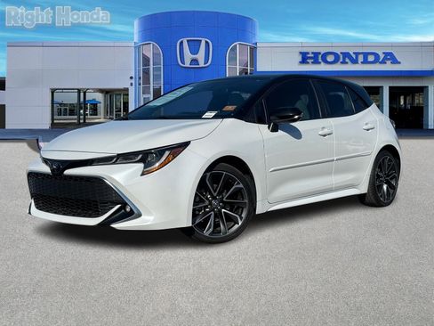 Used 2021 Toyota Corolla XSE w/ Carpet Mat Package (TMS) image 2