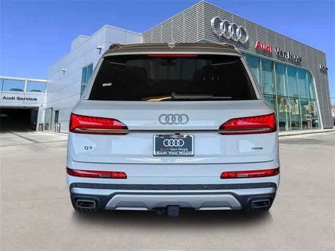 Used 2025 Audi Q7 3.0T Premium Plus w/ Premium Plus Package AWD/4WD image 5
