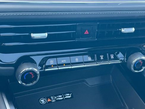 New 2026 Chevrolet Tahoe Z71 w/ Z71 Off-Road Package image 19