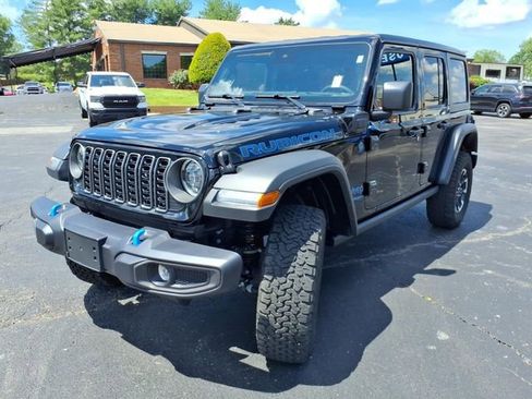 Used 2025 Jeep Wrangler Unlimited Rubicon 4xe w/ Safety Group AWD/4WD image 27