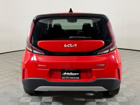 Used 2023 Kia Soul EX FWD image 6