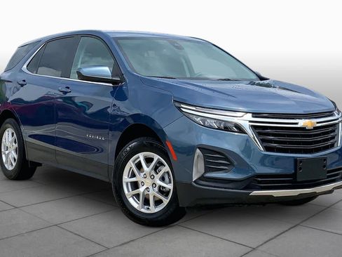 Used 2024 Chevrolet Equinox LT AWD/4WD image 3
