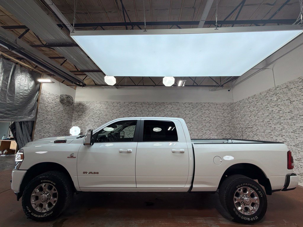 Used 2024 RAM 2500 Laramie AWD/4WD image 4