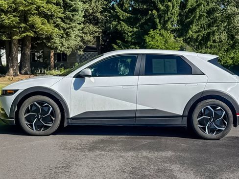 Certified 2024 Hyundai Ioniq 5 SE AWD/4WD image 8