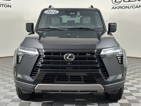 Used 2024 Lexus GX 550 AWD/4WD image 12