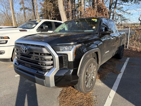 Used 2024 Toyota Tundra Limited w/ Power Package image 2