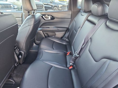 New 2026 Jeep Compass Limited image 18