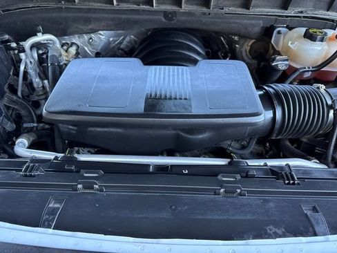 Used 2024 Chevrolet Suburban LT AWD/4WD image 56