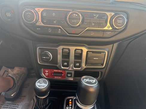 Used 2018 Jeep Wrangler Rubicon image 18