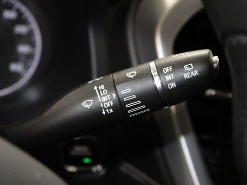 Used 2022 GMC Acadia SLE w/ Driver Convenience Package image 38