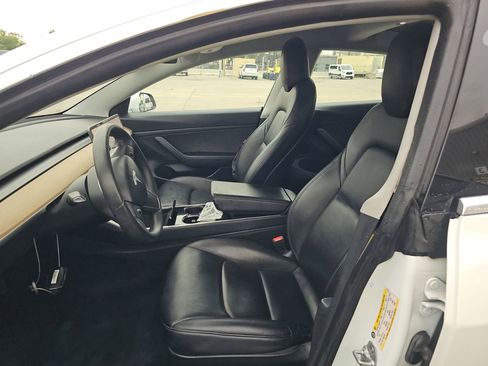 Used 2020 Tesla Model 3 Standard Range RWD image 7