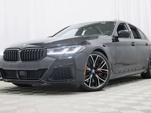 Used 2023 BMW M550i xDrive w/ Dynamic Handling Package AWD/4WD image 6