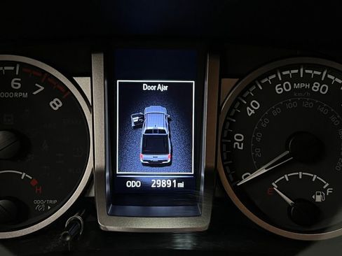 Used 2023 Toyota Tacoma Limited image 19