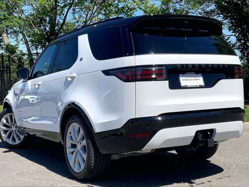 New 2026 Land Rover Discovery Dynamic SE AWD/4WD image 12