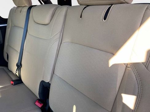 Used 2022 Jeep Wrangler Unlimited Sport image 11