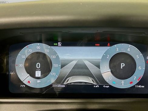 New 2026 Land Rover Range Rover Velar Dynamic SE image 13