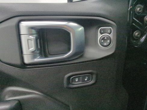 Used 2022 Jeep Gladiator Sport AWD/4WD image 10