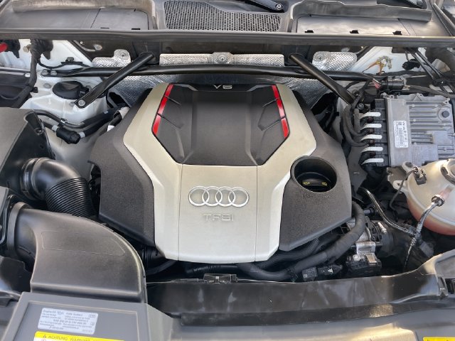 Used 2018 Audi SQ5 Premium Plus w/ Navigation Package AWD/4WD image 32