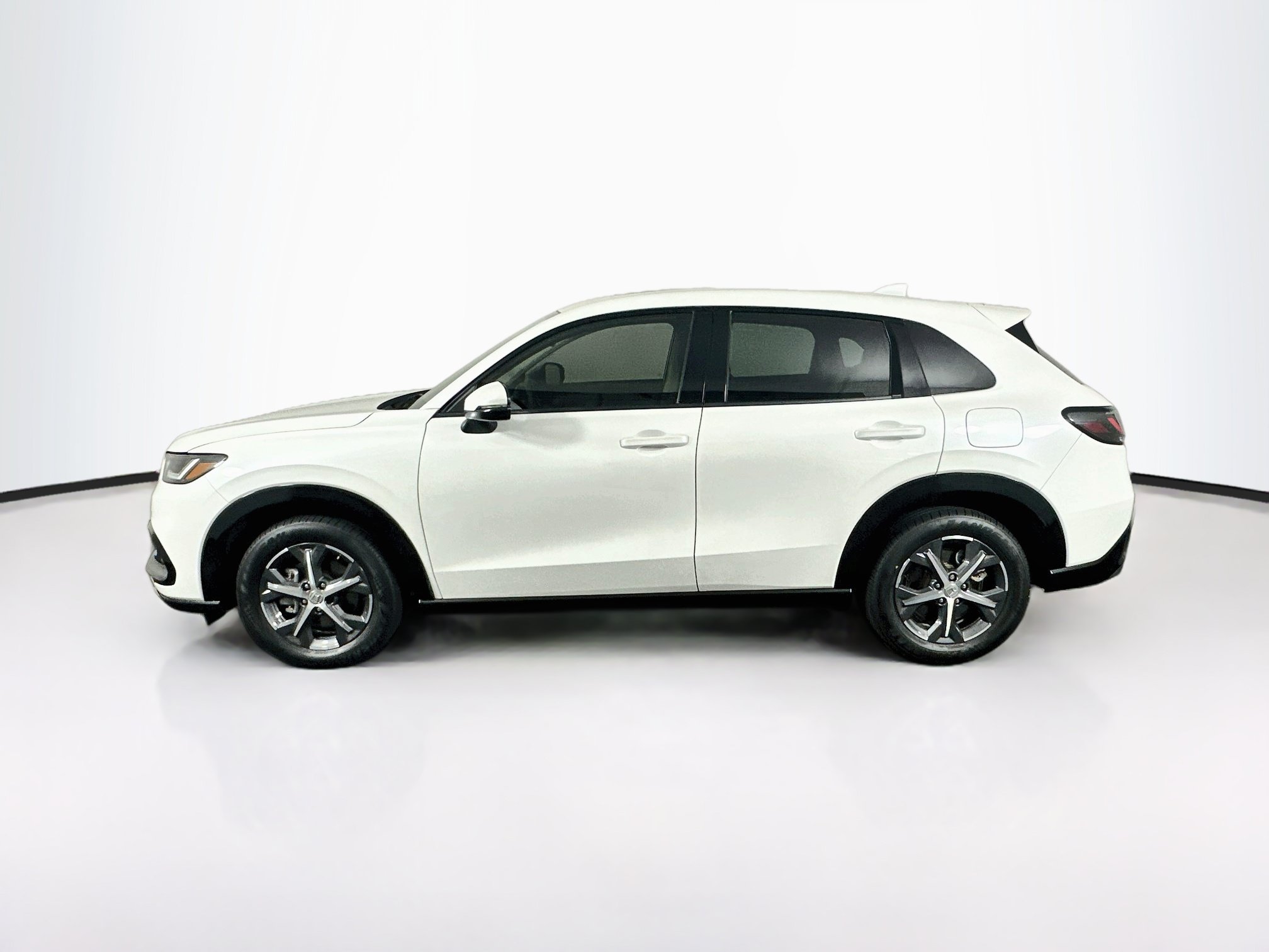 Used 2024 Honda HR-V EX-L image 4