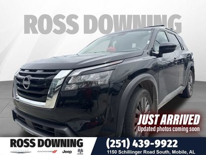 Used 2025 Nissan Pathfinder SL w/ SL Premium Package