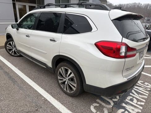 Used 2022 Subaru Ascent Touring image 5