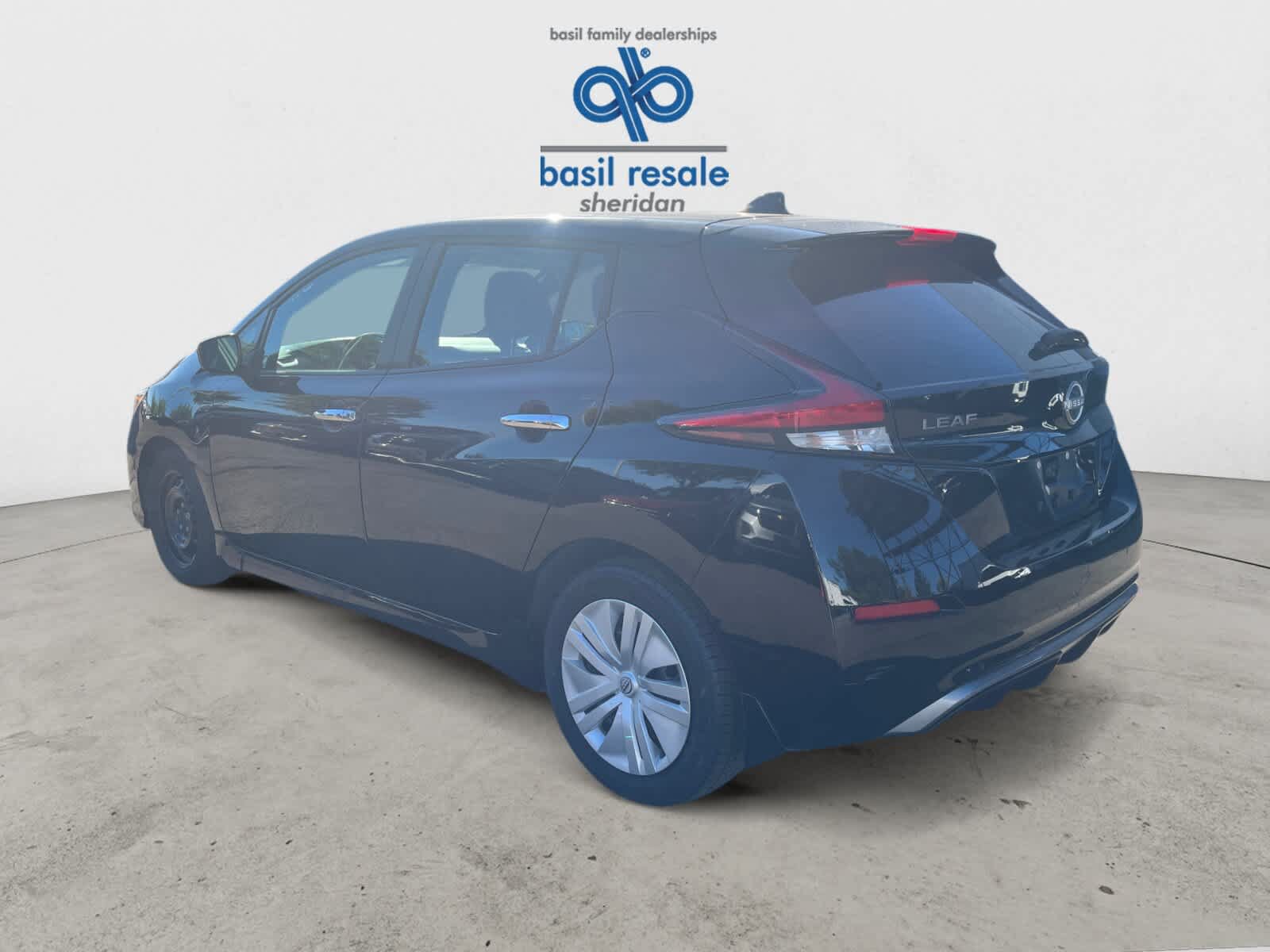 Used 2023 Nissan Leaf S FWD image 4