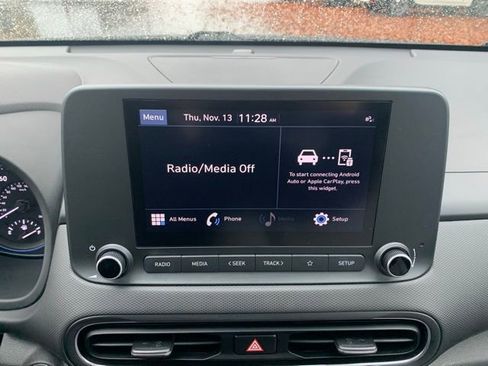 Certified 2022 Hyundai Kona SEL w/ Convenience Package image 17