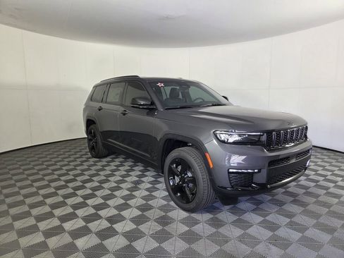 New 2025 Jeep Grand Cherokee L Limited w/ Black Appearance Package RWD image 2