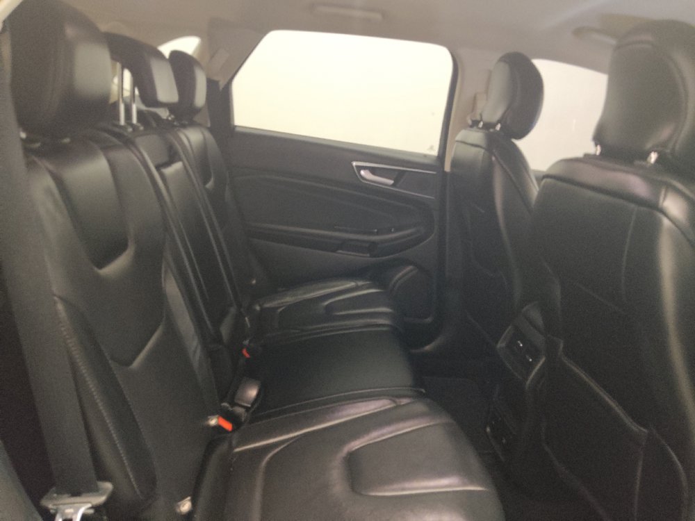 Used 2019 Ford Edge Titanium AWD/4WD image 19