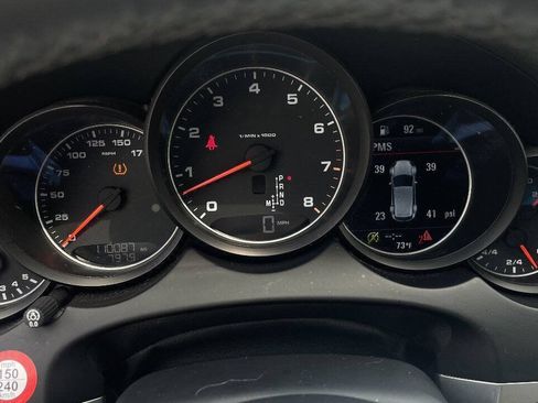 Used 2016 Porsche Cayenne AWD/4WD image 11