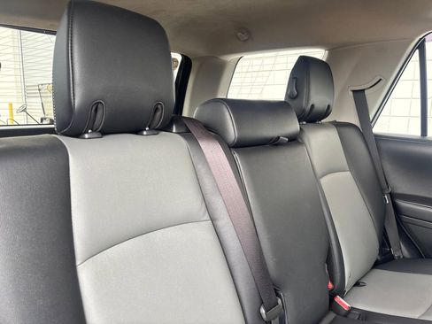 Used 2018 Toyota 4Runner SR5 Premium image 27