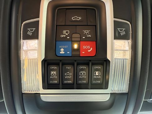 Certified 2022 RAM 1500 Limited AWD/4WD image 26