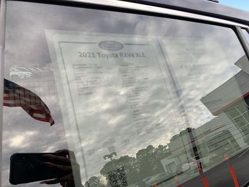 Certified 2021 Toyota RAV4 XLE image 36