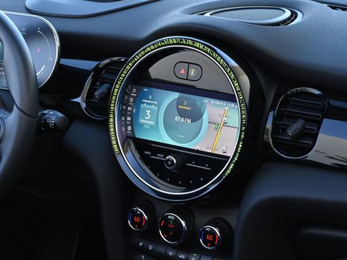 Used 2024 MINI Cooper S image 25