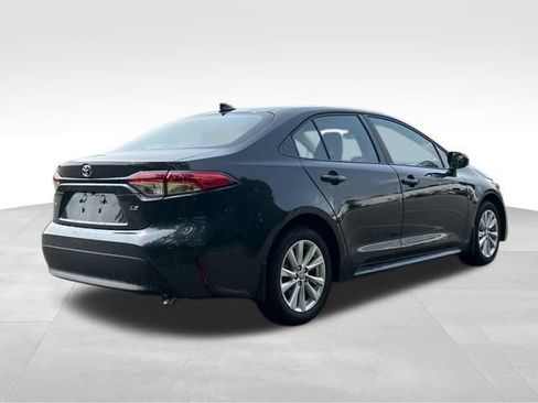 Certified 2024 Toyota Corolla LE w/ LE Convenience Package FWD image 5