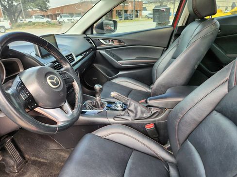 Used 2016 MAZDA MAZDA3 i Grand Touring image 9