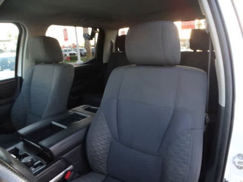 Used 2022 Toyota Tundra SR5 image 19